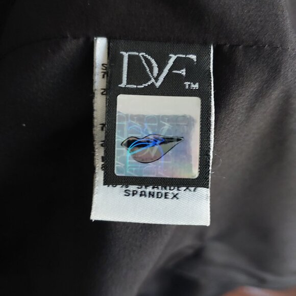 Diane vonFurstenberg Burgundy and Black Drape Blazer, Size 4 - Picture 4 of 5